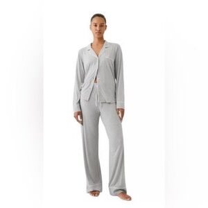 GapBody Women's Heathered Gray Pajama Set